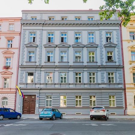 Cozy Quiet New Apartment In Karlin Square Πράγα Εξωτερικό φωτογραφία
